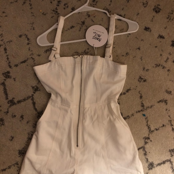 Princess Polly - Picture 2 of 2